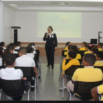 La imagen muestra una de las aciones educativas apoyadas por la Fundacion San Jose en SAJOMA.
